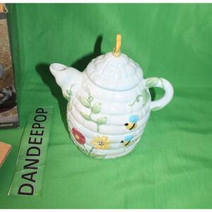 Coventry Tea For One Teapot Jay Import PTS International Penelopes Garden
